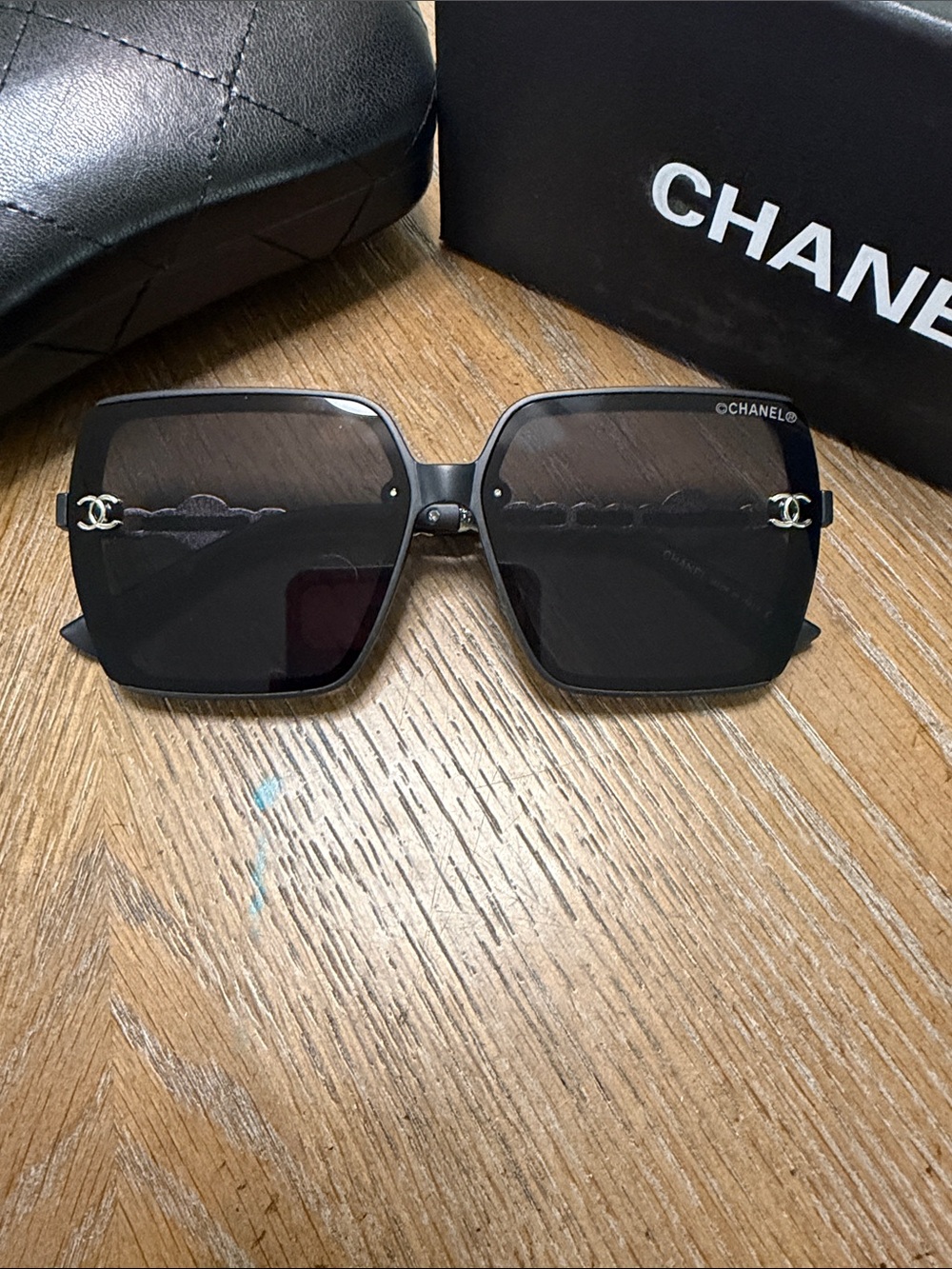 CHANEL Black & Silver Oversized Square Sunglasses with CC Logo - Picture 4 of 10